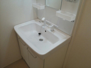 コンパクトで使いやすい洗面所