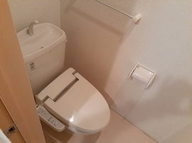シンプルで使いやすいトイレです