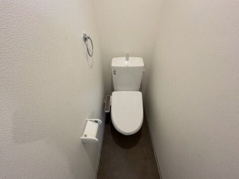 ジーメゾン足立入谷のトイレ