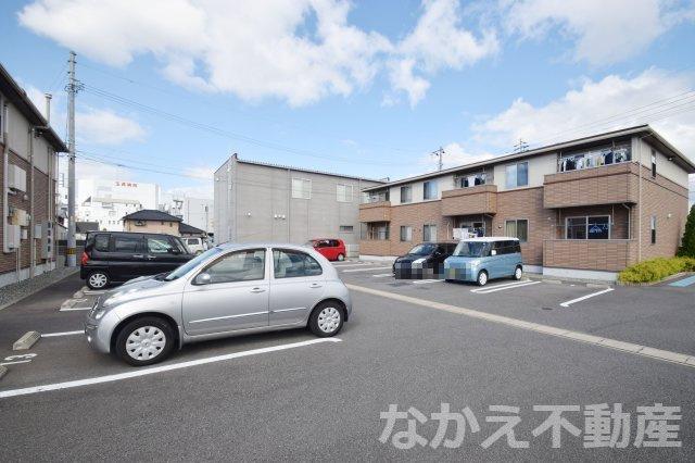 【駐車場】 | 駐車場完備です