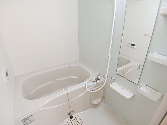 落ち着いた空間のお風呂です