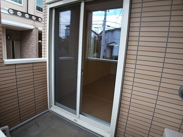 陽当たり良好なバルコニーです