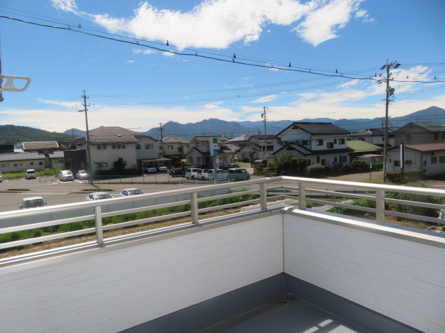 中之条　中古住宅のバルコニー