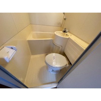 シンプルで使いやすいトイレです