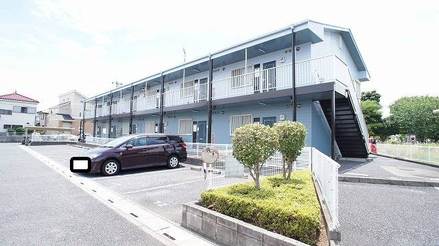 毎日通るエントランスはこのようになっています