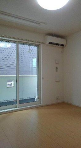 内装は落ち着いています