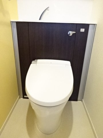 ゆったりとした空間のトイレです