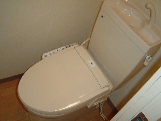 シャワー付トイレ