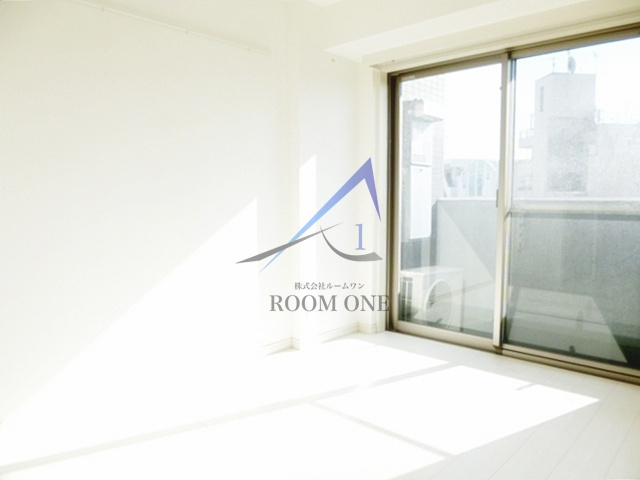 ガーラ・シティ王子の居間・リビング|洋室のお部屋です。