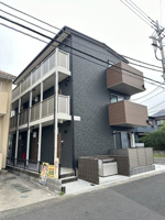 落ち着いた雰囲気の外観です