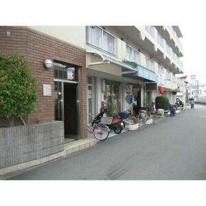 豊中市服部豊町１丁目の店舗事務所