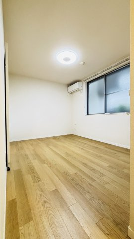 筑紫野市大字原田のアパートの洋室