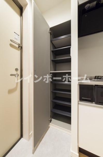 スプリングフォレスト参番館の玄関