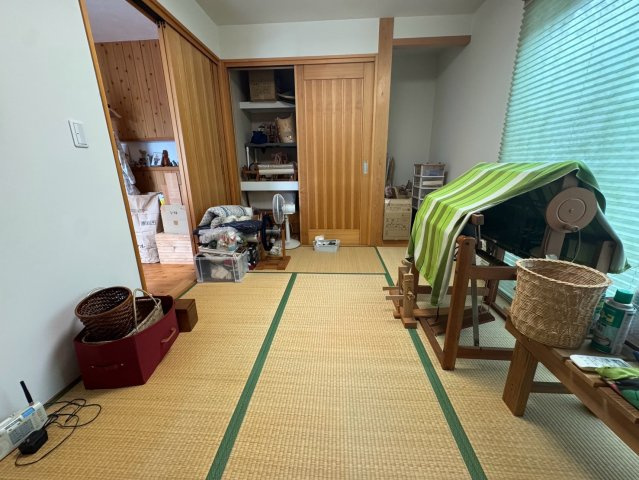 築浅で自然に囲まれたゆとりある暮らし♪秩父市黒谷の和室|和室がひろがる居住スペース