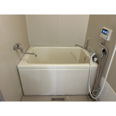 コンパクトで使いやすいお風呂です