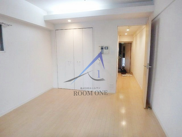プレール・ドゥーク京橋の居間・リビング|洋室のお部屋です。