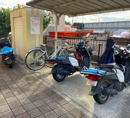 屋根付き駐輪場完備