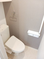 清潔感のあるトイレです