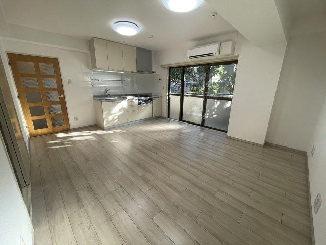 文京区根津２丁目の賃貸マンションの居間・リビング