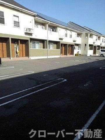 リープライツ元山　Ｃの駐車場