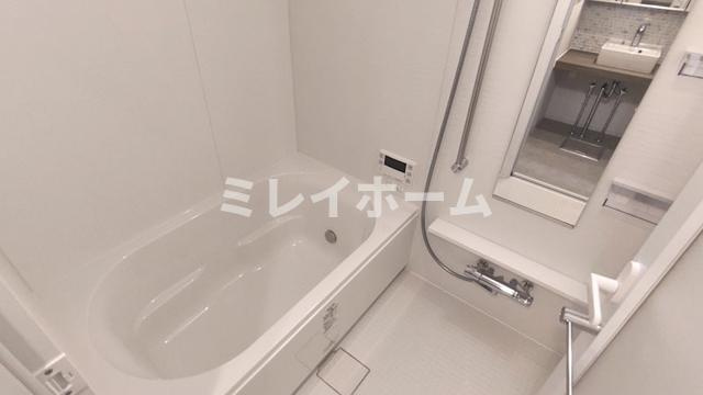 クレヴィアリグゼ蒲田西の浴室