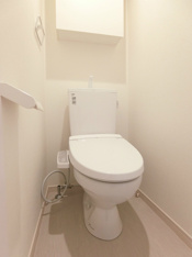 シンプルで使いやすいトイレです