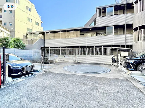 【駐車場】レジディア祐天寺