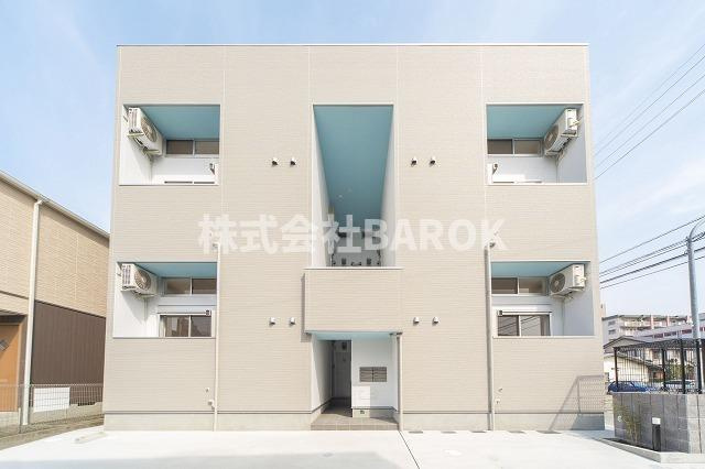 福岡市東区原田１丁目のアパートの外観