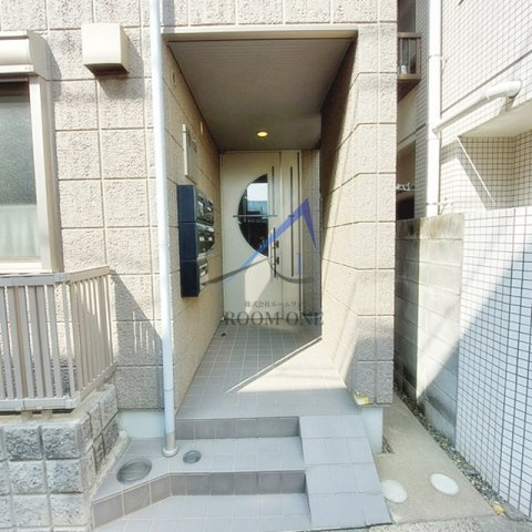 ルアル駒場のその他共用部分|共用通路です。