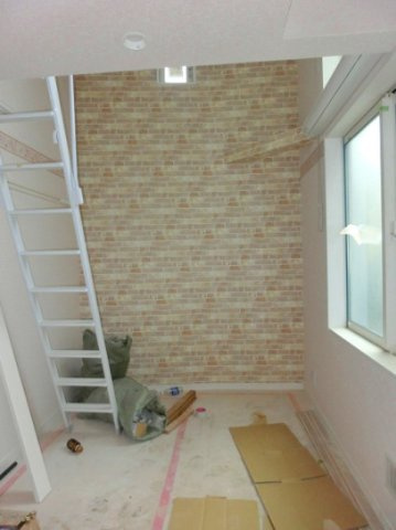 川崎市多摩区中野島６丁目のアパートの居間・リビング|※他部屋反転写真