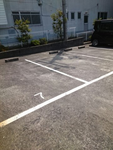 カーサ・ナオの駐車場|駐車場です