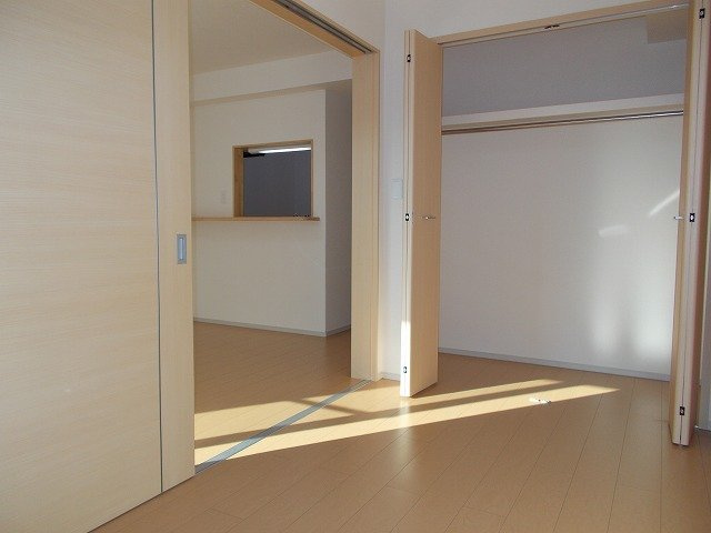 モデッサ司（つかさ）の収納|大きなものも収納できそうです