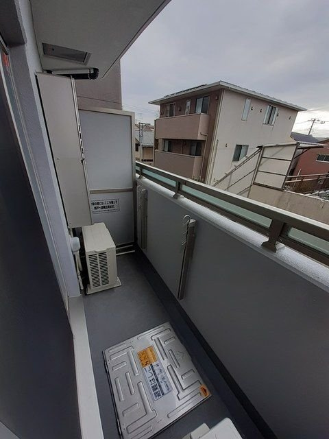 ヴィラ　フェリシア　小台橋のバルコニー