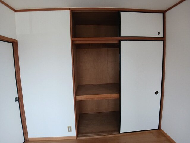 プレイス桑才の収納|大きなものも収納できそうです