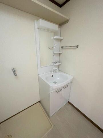 風はいつIIの洗面所