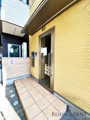 Le Grand六番町のエントランス