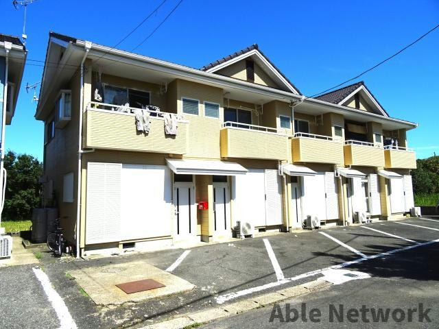 横瀬コーポⅠの外観|外壁塗装してともて綺麗な外観になってます♪