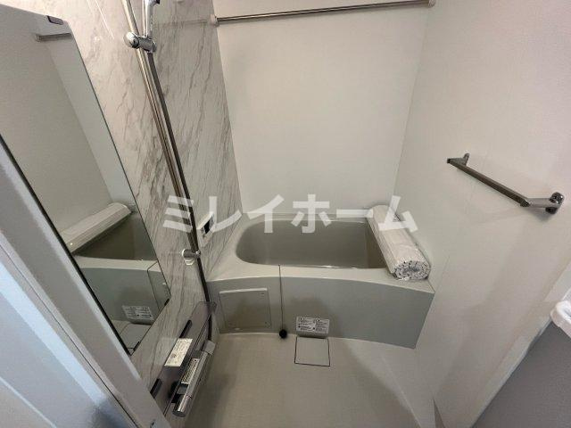 アオアクアの浴室