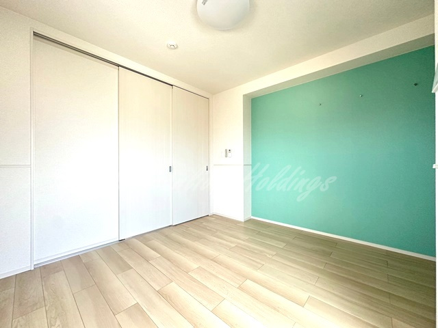 茅ヶ崎市室田２丁目のアパートの寝室
