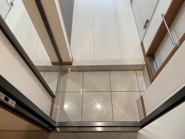 アンベリール川崎サウスの玄関