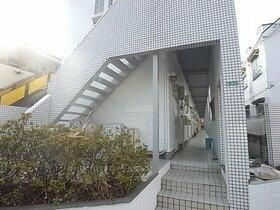 プラザドゥサビーネＢ棟のエントランス|建物の内部です