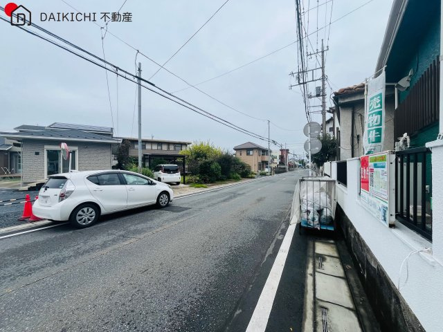 【前面道路含む現地写真】 | 川越市かし野台2丁目　中古戸建