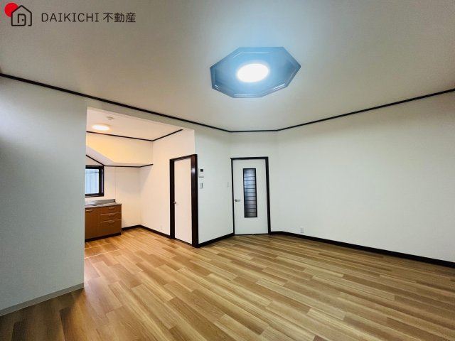 【居間・リビング】 | 川越市かし野台2丁目　中古戸建