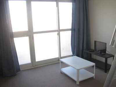 【居間・リビング】 | レオパレス未来 | 一部家具家電のないお部屋がございます