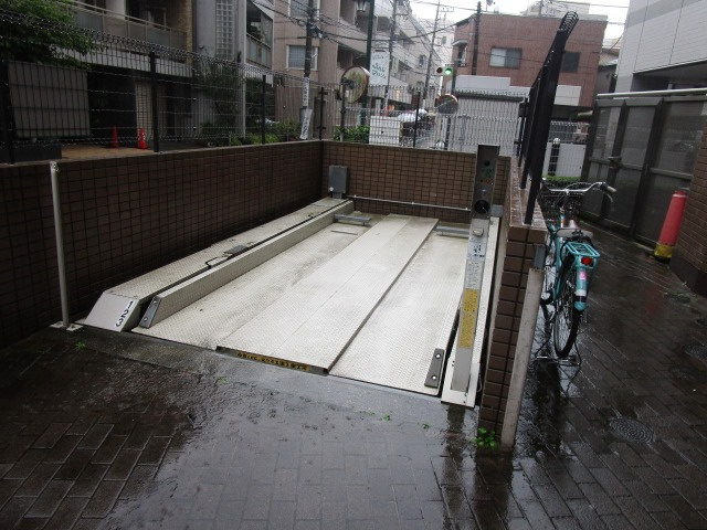 【駐車場】 | 第７千代鶴ビル