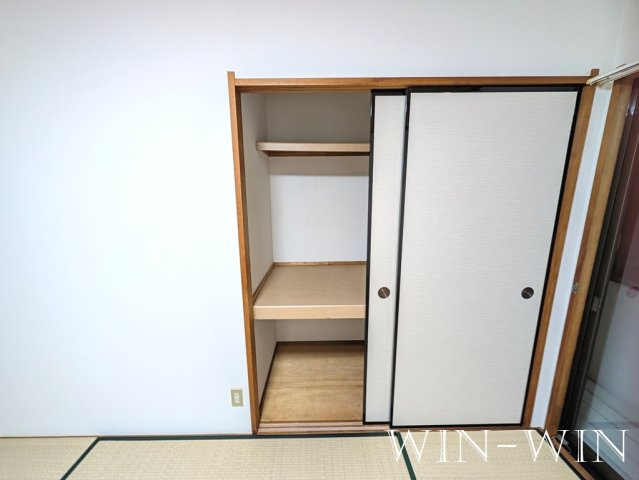 つつじが丘貸家群の収納