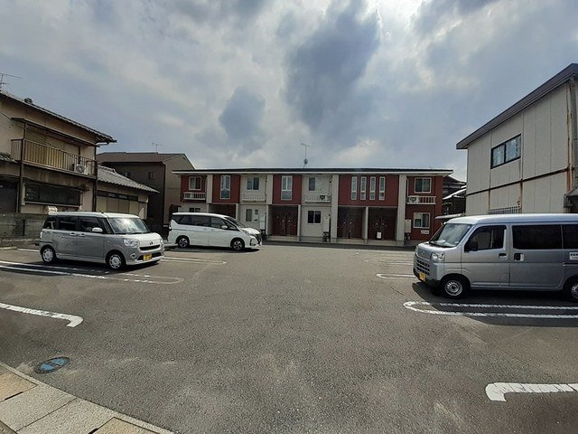【駐車場】 | ヴェラ　カスカータ