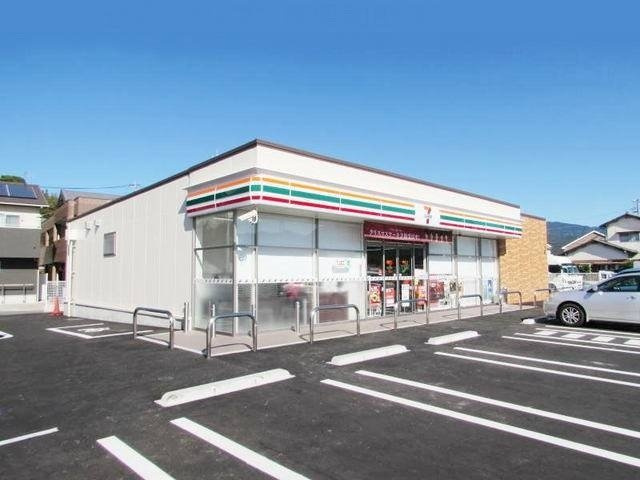【周辺】 | ヴェラ　カスカータ | セブンイレブン篠栗和田店まで700m