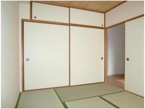 高槻市殿町の賃貸マンションの子供部屋