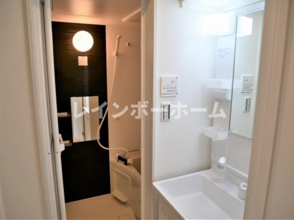 CB川越イニシオの独立洗面台